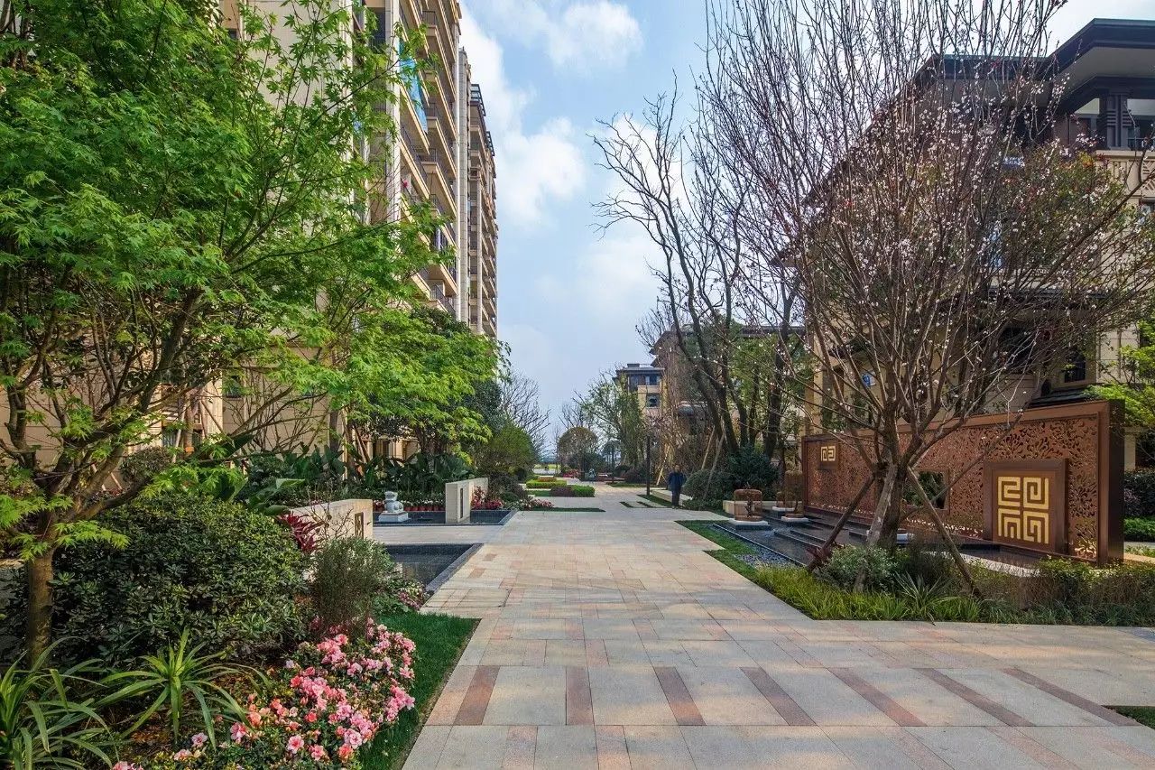 龍湖五維景觀·人文，歷史不說話全在建筑