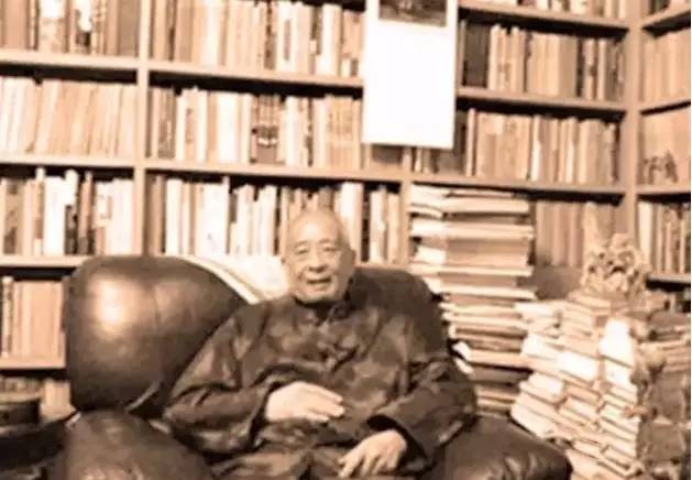 名人書房欣賞：遠(yuǎn)離塵世的一個(gè)美妙的書房