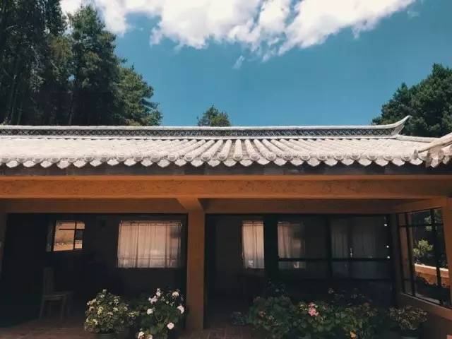 “中國最美寺院”寂照庵，房子象征著家是情感