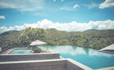 杭州·若白雅苑，擁有無邊泳池「最好泡民宿」
