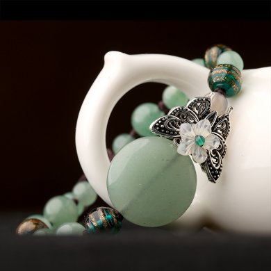 綠色森系手鏈，簡(jiǎn)約個(gè)性蝴蝶手串飾品