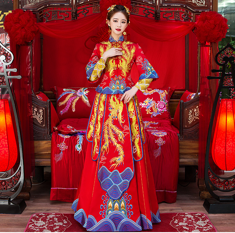 奢華鳳凰中式禮服，唯美五彩刺繡新娘禮服