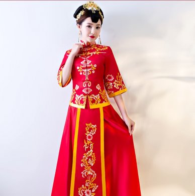 繁花似錦中式禮服，傳統(tǒng)復古風新娘禮服