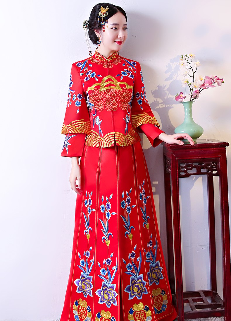 古典中國風(fēng)中式禮服，牡丹多喜刺繡新娘禮服