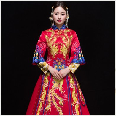 復(fù)古典雅中國(guó)風(fēng)新娘禮服，奢華拖尾中式禮服