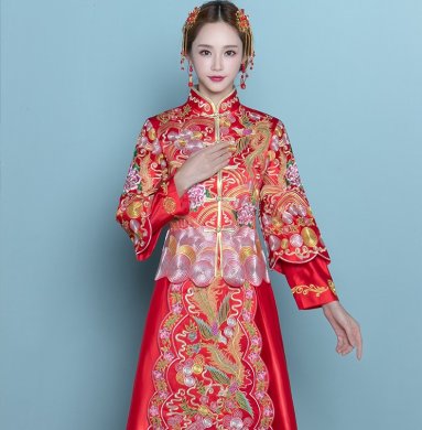 中國(guó)風(fēng)高貴刺繡嫁衣，新娘結(jié)婚中式禮服