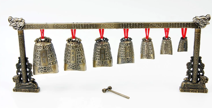 特色中國(guó)風(fēng)古典仿古編鐘，青銅器裝飾樂(lè)器擺件