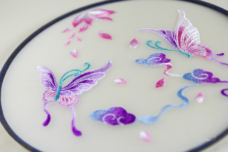 淡雅蝶舞刺繡團扇，淡紫復古繡花工藝扇子