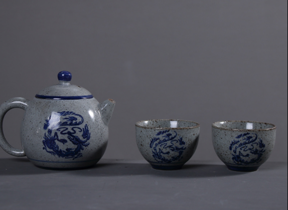 復(fù)古陶瓷一壺兩杯茶具，粗麻繩提梁壺具