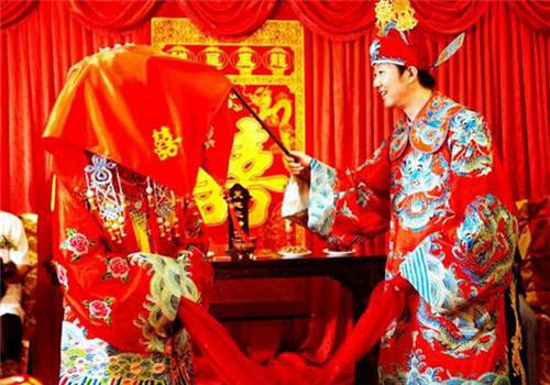 中式婚禮流程：中國人必須知道的傳統(tǒng)婚禮習俗