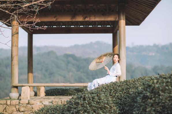 古裝女子人像攝影，白衣女子攝影照片