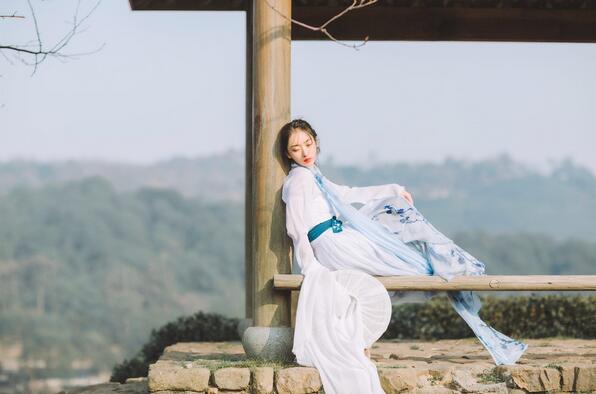 古裝女子人像攝影，白衣女子攝影照片