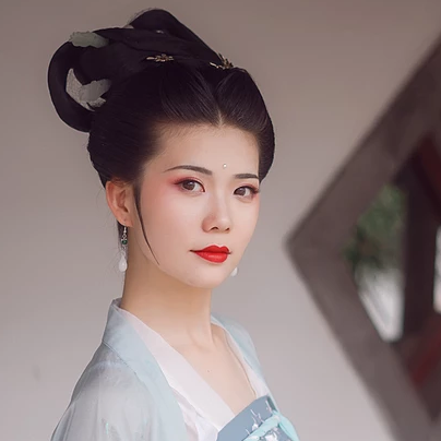 牡丹花女生頭像，唯美古風(fēng)真人頭像