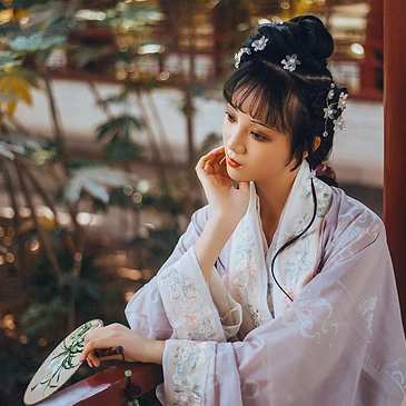 優(yōu)雅庭院女生頭像，唯美古風(fēng)真人頭像