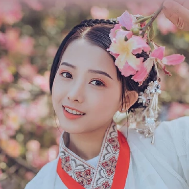 粉色木棉花少女頭像，唯美古風真人頭像